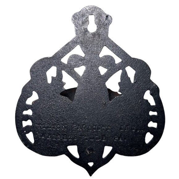 Vintage Cast Iron Match Holder Safe Wilton Products Wrightsville Pa - Picture 2 of 3